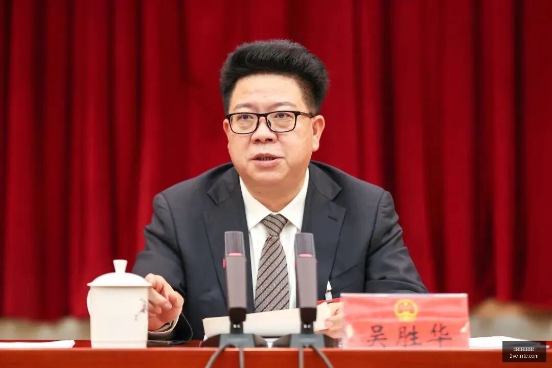 足球攻略周,欧联赛事前,米兰对决本,单场投注,稳健策略,买球技巧,体育投注选择
